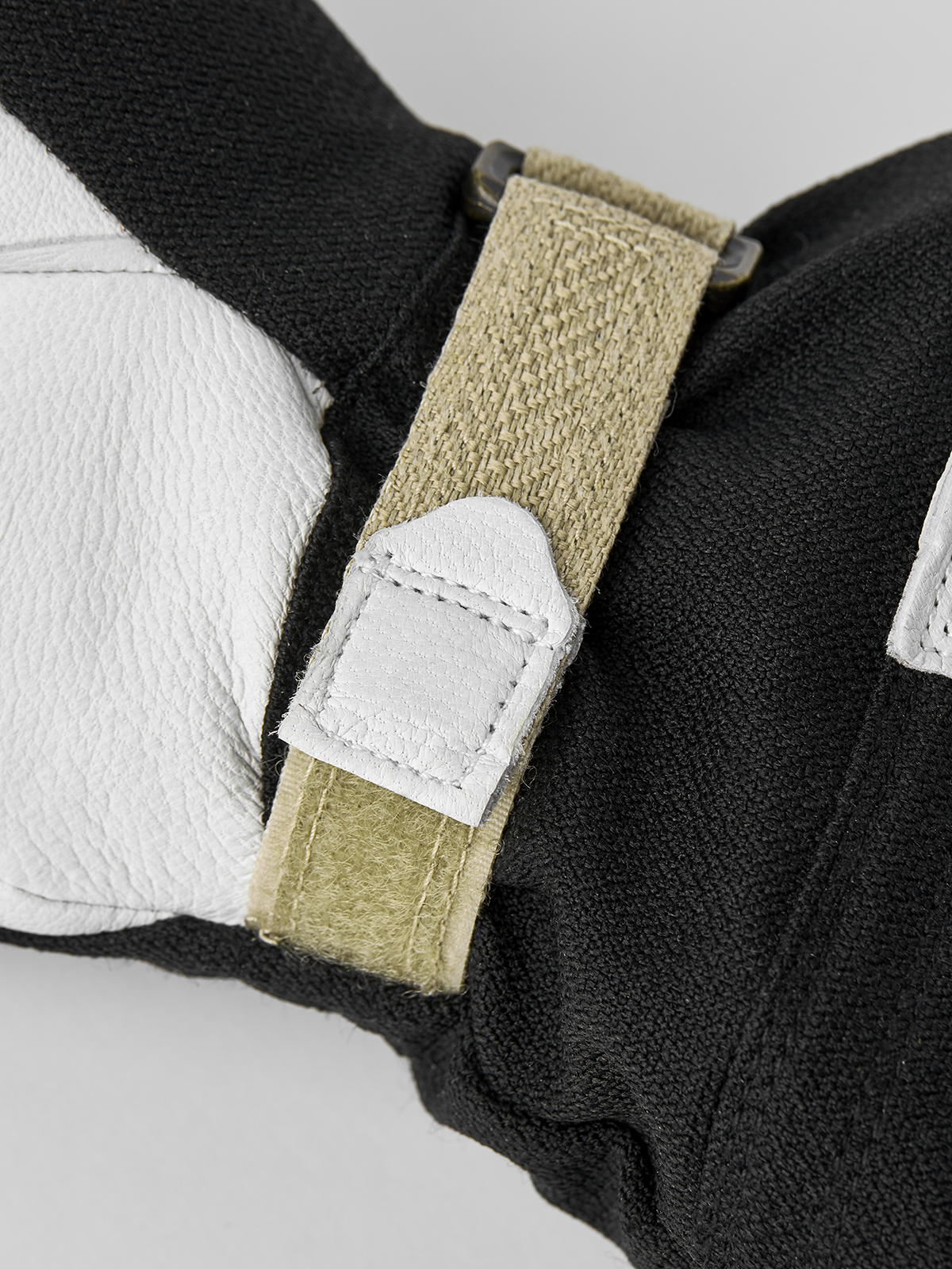 Hestra Womens Patrol Gauntlet