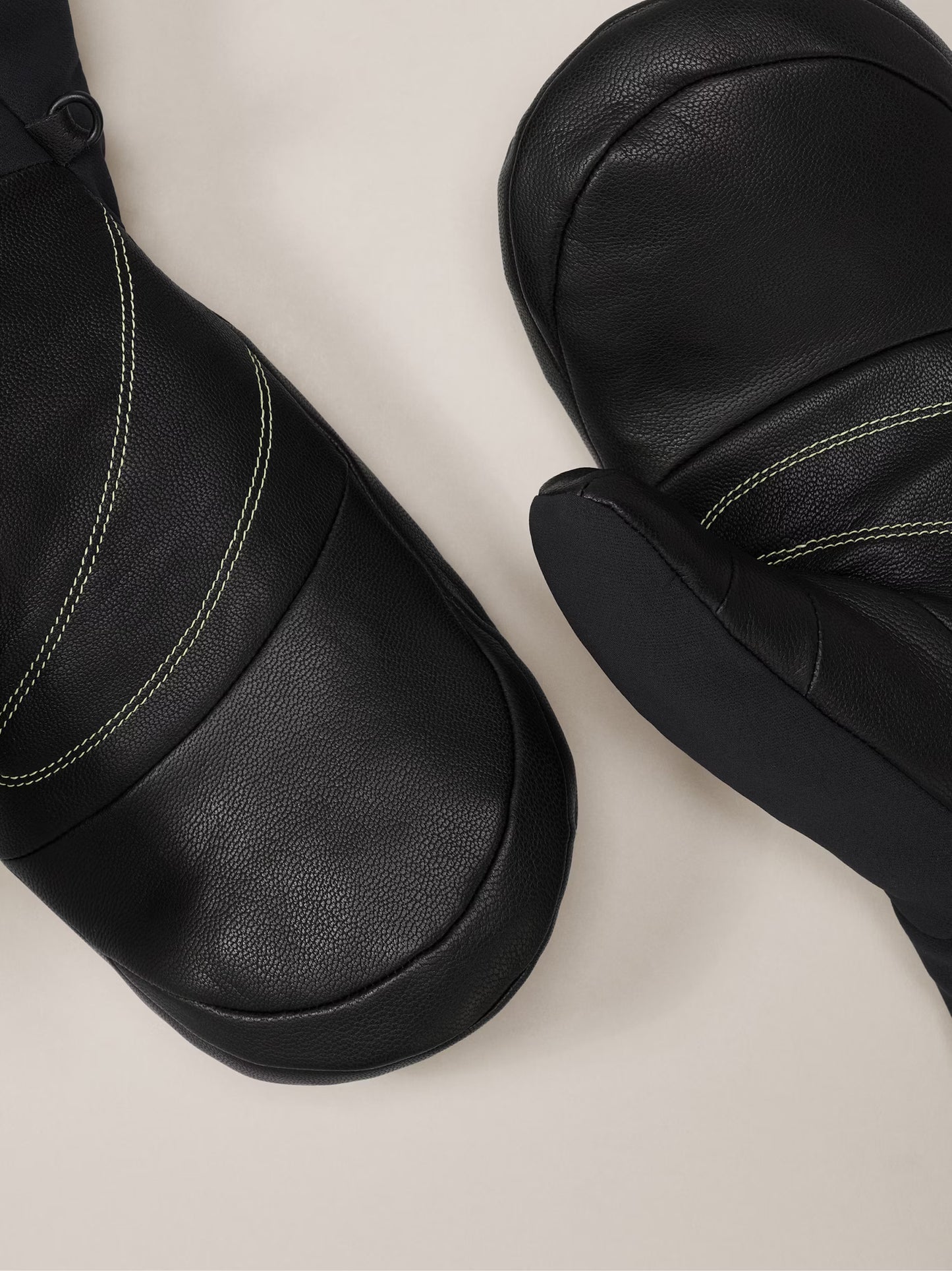 Arc'teryx Fission SV Mitten 2025