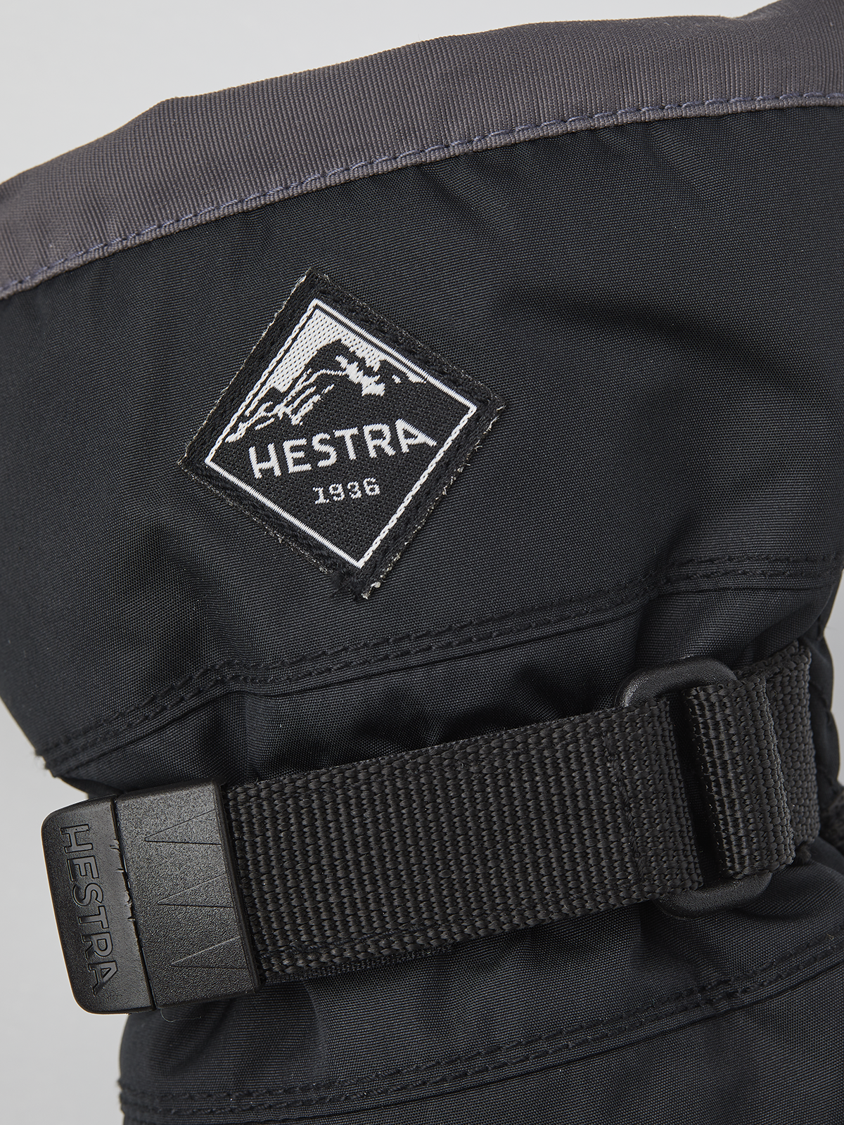 Hestra Gauntlet CZone Jr Mitt