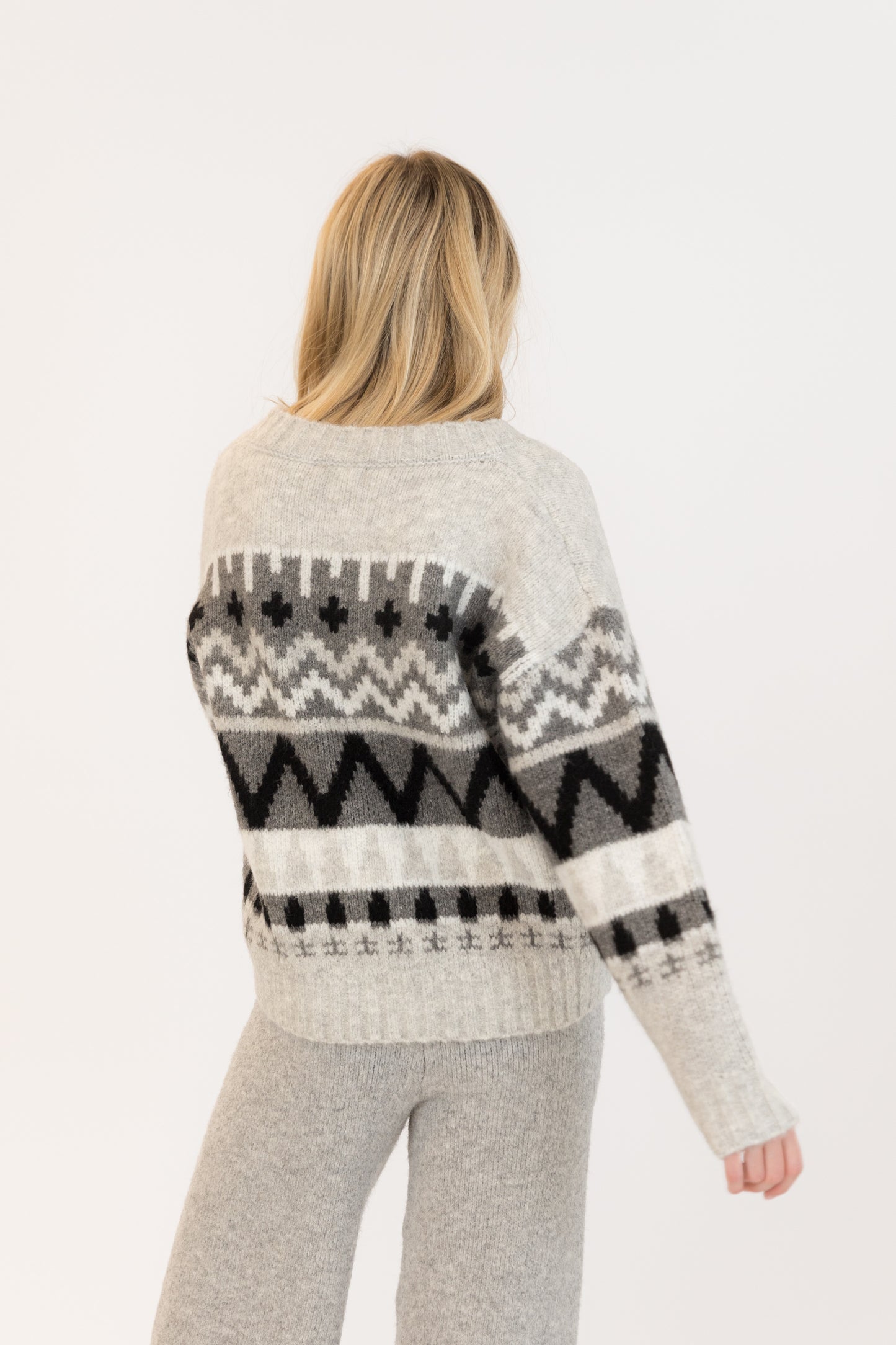 Lyla + Luxe Landen Crewneck Pullover